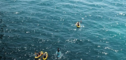 free-photo-of-kayaking-adventure-in-carvoeiro-waters.jpeg